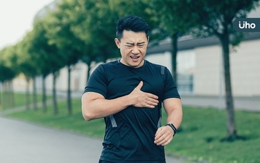 防跑馬拉松猝死,千萬別熬夜!營養師教你:運動前必做「護心4招」