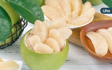 中秋吃柚配藥藏致命危機!內含成份影響長達●天,間隔服藥也難避免