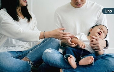 孩子突然「熱痙攣」怎麼辦?爸媽快做「4項應變措施+1件事」