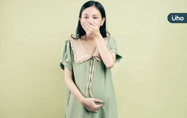 不自覺噁心、想吐?醫曝懷孕初期3大不適症狀:腸胃道問題最常見