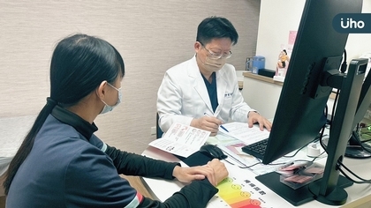 瘋足球,年輕人跑復健科增多!醫提醒:不專業踢法當心腳踝扭傷!