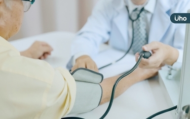 壞膽固醇超標怎麼辦?心臟名醫教你「做1件事」延緩血管老化速度