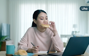 壓力大⋯吃雞蛋、糙米能讓人快樂?營養師揭「5營養素」對抗壓力肥