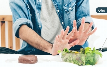 「斷食」預防心血管疾病、癌症?醫建議「一天空腹●●小時」效果最好