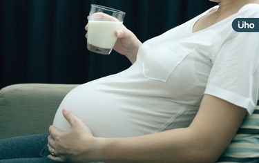 懷孕可以喝什麼飲料？必戒咖啡、酒精！1表看「孕婦安心喝」飲料清單