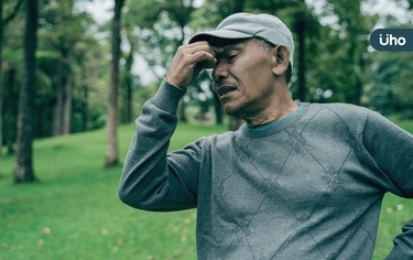 8旬翁晨運突昏倒高燒⋯竟是「橫紋肌溶解」醫揪元兇:安眠藥吃太兇