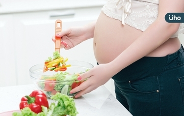 有食譜》懷孕中後期要補鐵質、鈣質！主廚私藏「2道料理」孕婦必吃