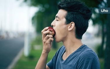 台灣水果超好吃，餐餐吃可以嗎？醫警告「1關鍵問題」大家都忽略了
