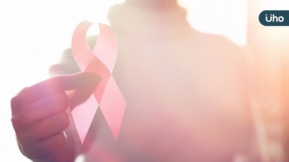 國際乳癌月即將到來  乳癌病友協會持續點亮粉紅絲帶20年