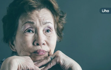 最新研究》糖尿病患者「憂鬱症風險」更高?恐因大腦「這物質」變少