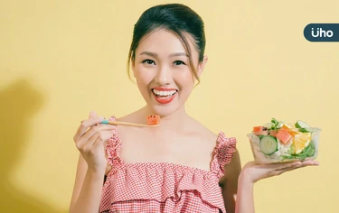 如何用「吃」的趕走壞情緒?營養師推「快樂菜單」:早晚必喝1飲品