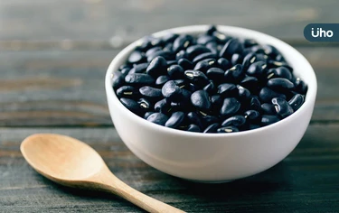 冬至養生不只吃湯圓！中醫列「5大黑色食物」補腎：黑豆、芝麻都上榜