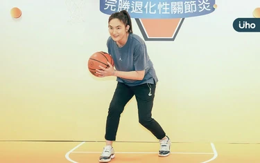 打球痛到無法蹲!錢薇娟靠「1治療」重生:本來雙膝軟骨都快被磨光
