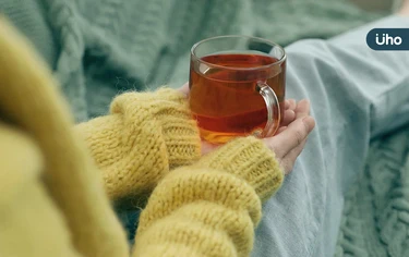 天冷喝熱咖啡、熱茶害手腳冰冷！專家推「最暖1飲品」增加飽足感