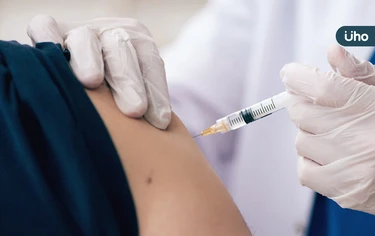 XBB疫苗莫德納、Novavax怎麼選?台大醫建議「2類人」打這支較好