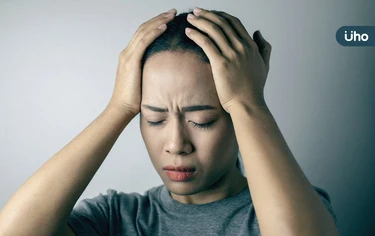 走路晃、講話怪怪的⋯小心都是中風前兆!醫示警「8徵兆」不可忽視