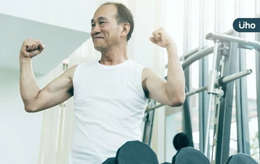 上年紀「健康走下坡」一動就疲勞?中醫教「1招」蹲著就能強健筋骨