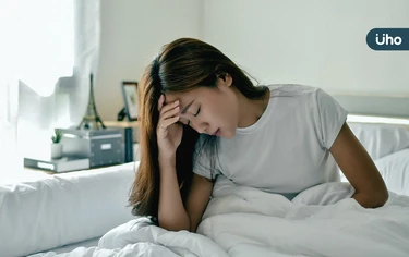 前一天沒睡好,小心血壓飆高!心臟醫曝「最佳上床時間」別超過●●點