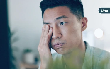 青光眼初期無症狀!醫警告「6高危險族」視力惡化快:恐靠輔具生活