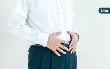 40歲後男生硬不起來⋯小心更年期上身!醫揭「男性更年期」6大症狀