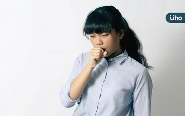 16歲少女久咳未癒⋯竟罹甲狀腺癌!醫揭「3大症狀」兒童、青少年當心