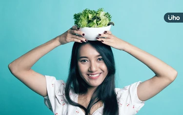 提升腦力吃什麼?營養師公開4大類「補腦食物」預防腦霧、健忘困擾