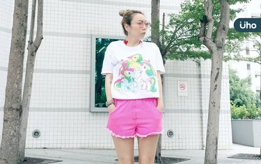 到醫院化療像去走秀?時尚網紅覃正萱:乳癌面前我用「漂亮」迎戰