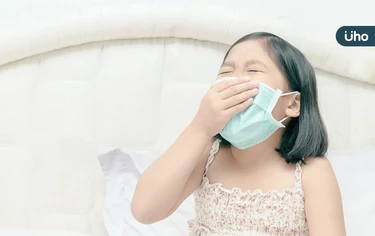 咳嗽、喘鳴⋯細支氣管炎好發2歲內幼兒!爸媽必知「居家照護7重點」