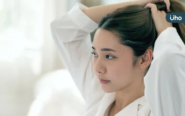 髮際線後退越來越嚴重?林靜芸揭「NG行為」吹熱風、綁頭髮都錯了