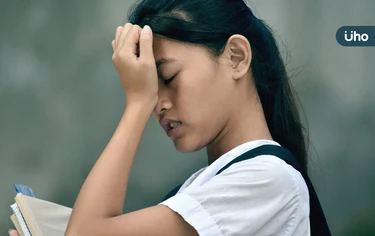 孩子眨眼、扭動、發怪聲⋯妥瑞氏症一定要吃藥嗎?醫建議「2時機」治療