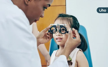 近視、遠視、散光到底差在哪?眼科常見「3大問題」守護孩子視力