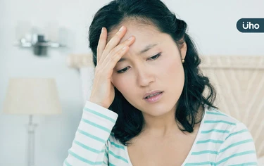 頭痛如何舒緩?怎麼知道是不是偏頭痛?神經內科醫教「1口訣」秒判斷