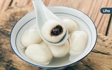 歡慶元宵吃湯圓,芝麻湯圓別亂吃!醫揭「這類人」恐皮膚劇烈搔癢