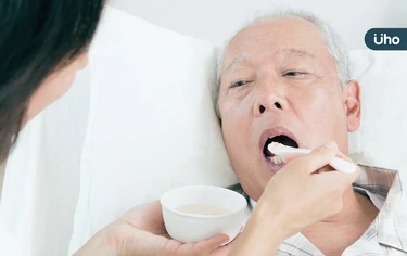 癌症化療後吃什麼都好鹹!醫揭「味覺異常」如罹患新冠:恐增死亡風險