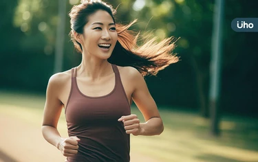 你跑步時可能傷害眼睛！戴一般眼鏡、揉眼睛⋯⋯醫揪「4種NG習慣」