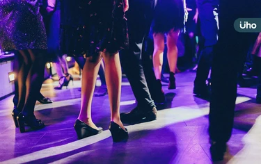 韓國「熟齡Disco」爆紅！跳舞、喝可樂、交新朋友⋯專屬老年人的舞會