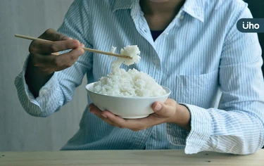 一餐沒吃白米飯，就感覺吃不飽？教你「不發胖吃法」每天●●碗就夠