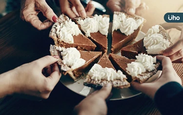 教你從「選蛋糕」看出童年心理創傷！心理師：充滿愛的人會「這樣選」