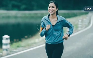 生理期適合運動嗎？生理期可以跑步嗎？經期跑步必知「5大注意事項」