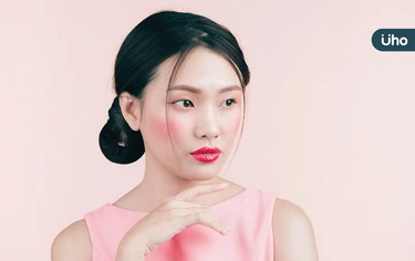 臉部1狀況不是過敏！醫揭「玫瑰斑」常見症狀：恐合併偏頭痛、高血壓