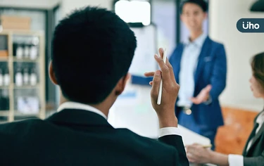 Amazon的顛覆管理學！貝佐斯推「主人翁精神」把自己當成公司老闆