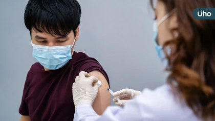 夏季新冠恐升溫  臺大醫：現可打第二劑JN.1疫苗，若一劑都沒打需盡快補上