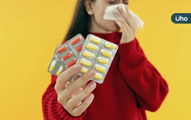 感冒喝維他命C有用嗎？感冒吃益生菌有用嗎？「6種輔助療法」一次看