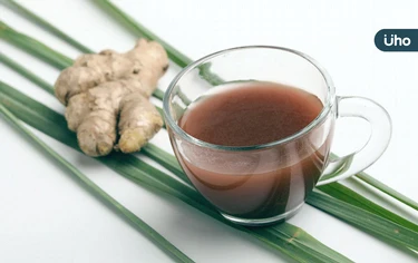 有食譜》小滿養生注重排毒除濕！2步驟做「生薑紅茶飲」發汗祛溼