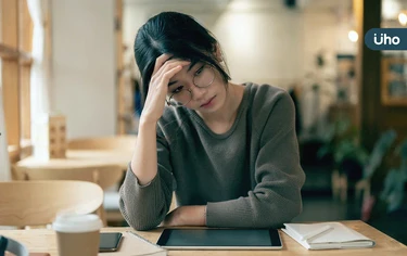 為何別人總是過得比我好？芝大心理學教授：停止「1心態」才會快樂