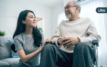 7旬病父要求女兒「搬回家照顧」⋯她送「3句話」切斷有毒關係