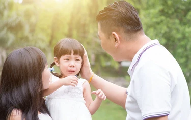 8個絕對不能玩的遊戲！睡覺、脫衣服、檢查身體⋯父母教孩子自我保護