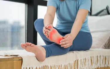 每天穿同雙鞋小心得香港腳！皮膚科醫揭「足部衛生4習慣」可預防