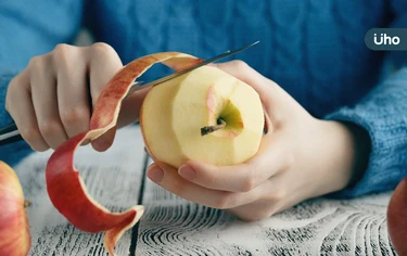 水果吃完果皮別丟！泡茶、烤餅乾⋯醫揭「果皮養生法」降血壓血糖