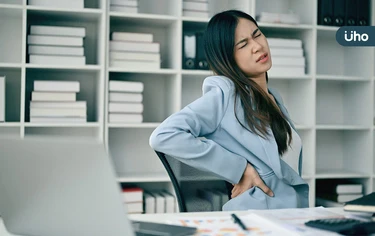 長時間腰痠背痛找不出原因？醫揪「肌筋膜疼痛症候群」5部位最常發生
